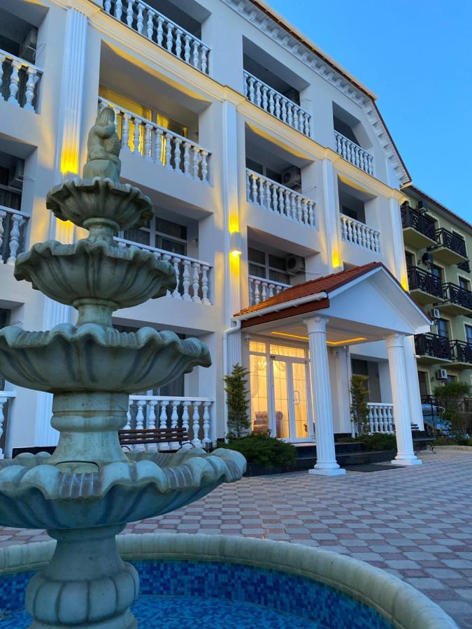 Олимп Hotel Zaliznyy Port Exterior photo